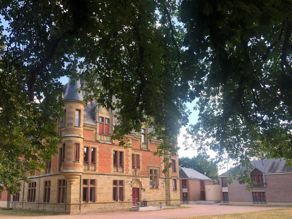Chateau De Petit Bois Cosne-d'Allier